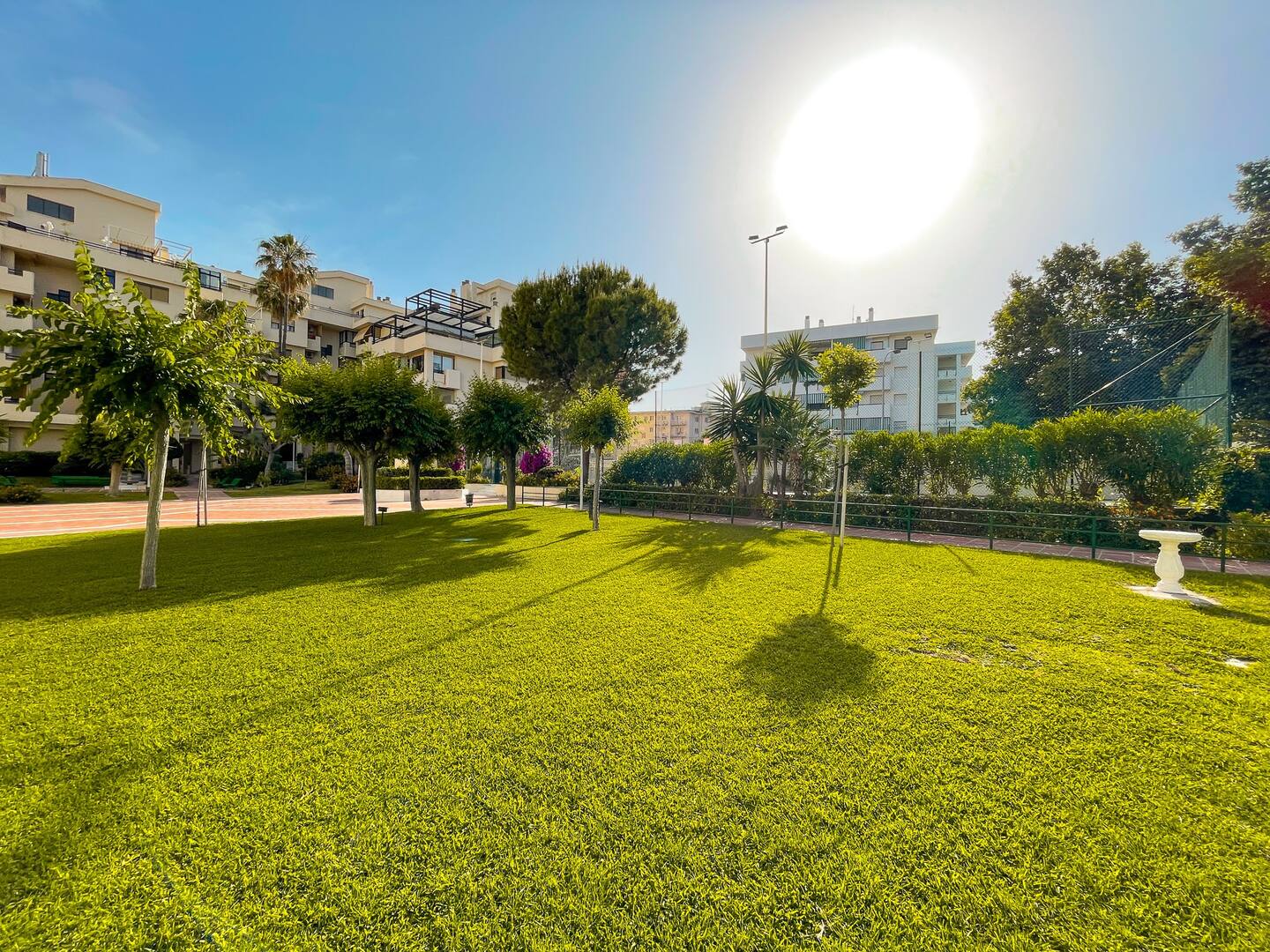 Bel appartement avec un emplacement fantastique à Torremolinos-La Carihuela, à quelques pas de la plage, du Paseo Marítimo et de Puerto Marina.