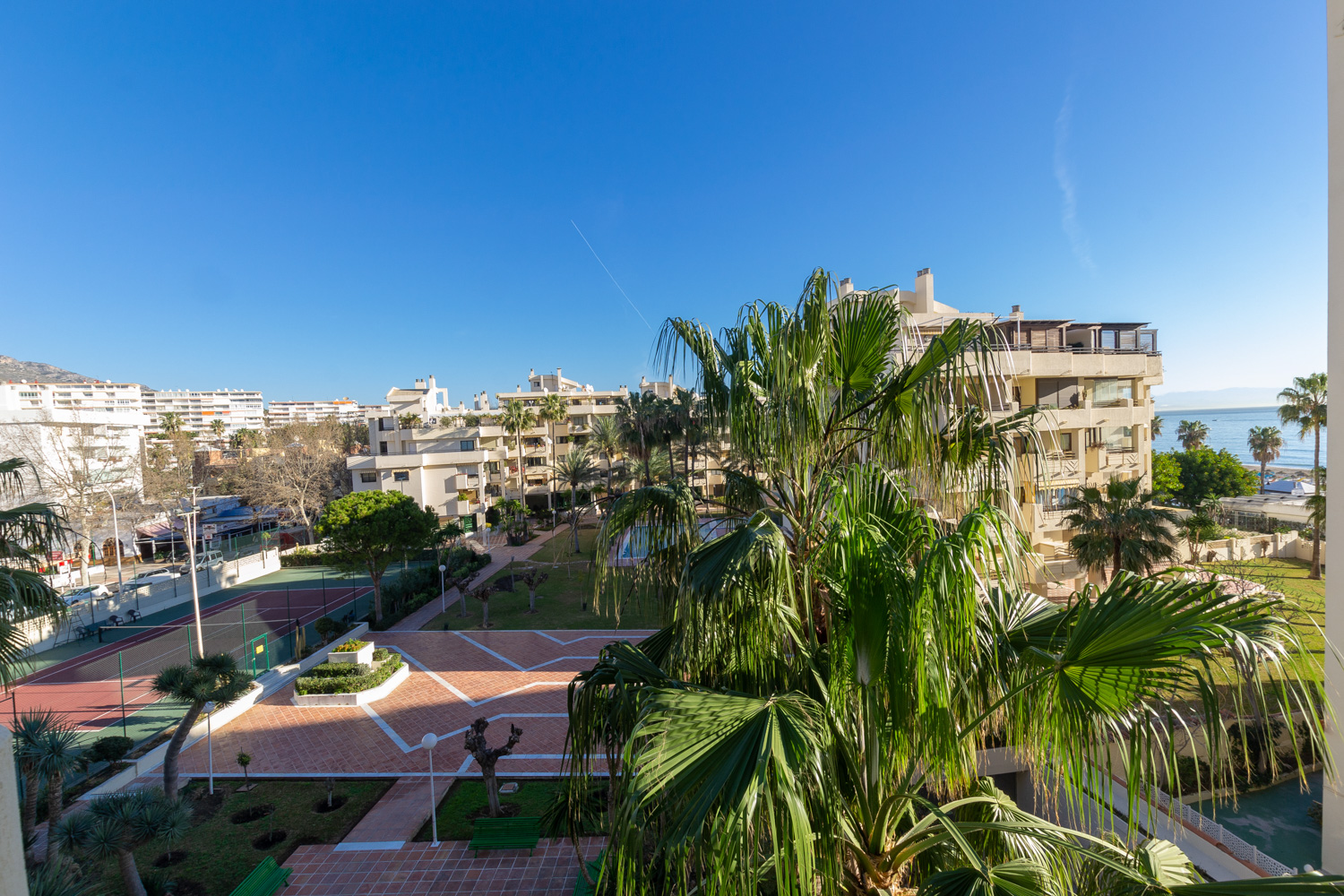 Bel appartement avec un emplacement fantastique à Torremolinos-La Carihuela, à quelques pas de la plage, du Paseo Marítimo et de Puerto Marina.