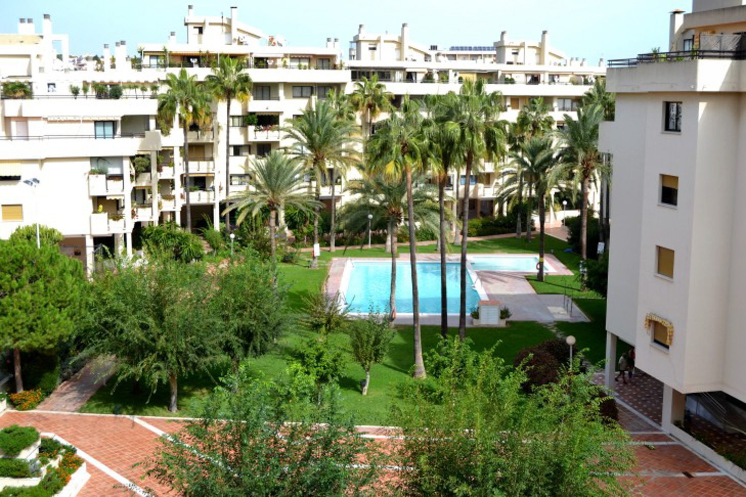 Bel appartement avec un emplacement fantastique à Torremolinos-La Carihuela, à quelques pas de la plage, du Paseo Marítimo et de Puerto Marina.