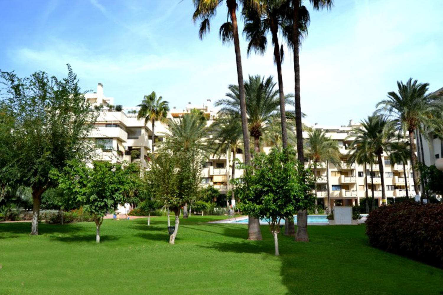 Bel appartement avec un emplacement fantastique à Torremolinos-La Carihuela, à quelques pas de la plage, du Paseo Marítimo et de Puerto Marina.