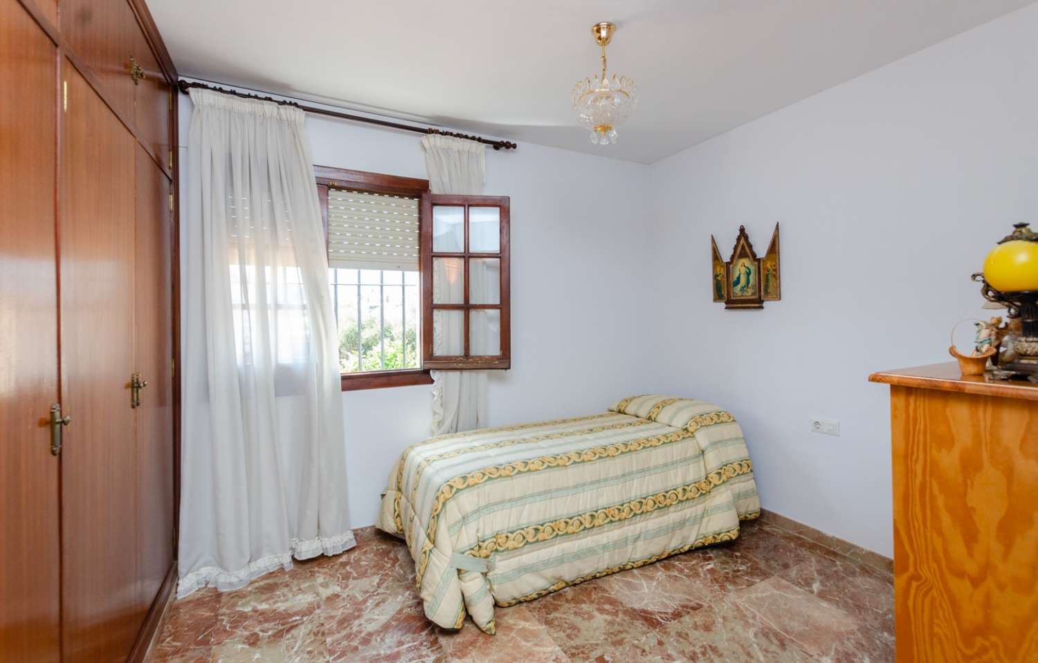 Casa o chalet independiente en venta en Puerto de la Torre- Malaga.