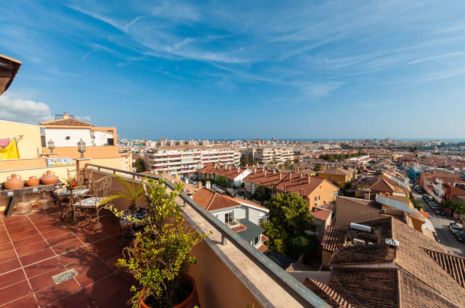 ¡Ático en venta en Las Lagunas Mijas Costa.Terraza con  vistas panorámicas!