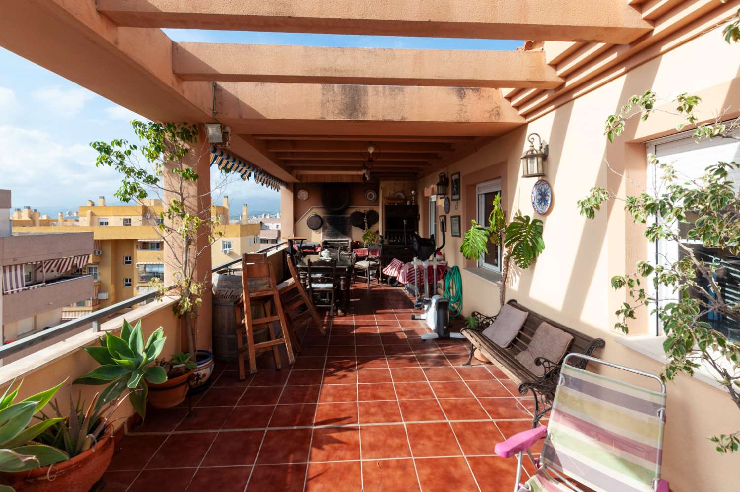 ¡Ático en venta en Las Lagunas Mijas Costa.Terraza con  vistas panorámicas!