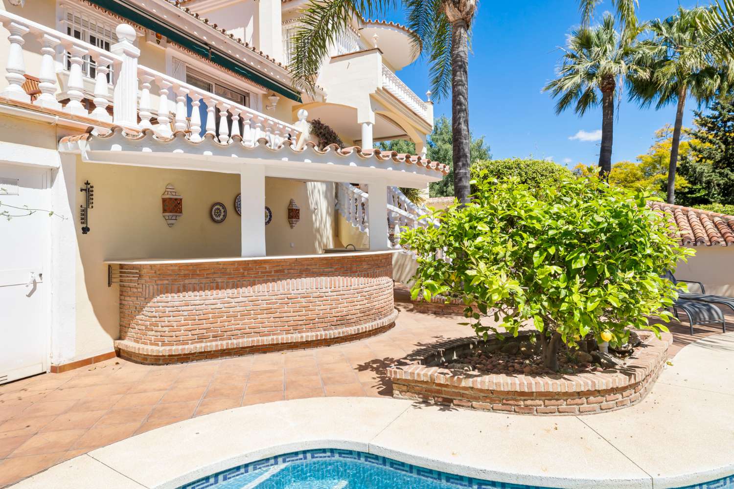 Villa independiente en NUEVA ANDALUCIA, MARBELLA