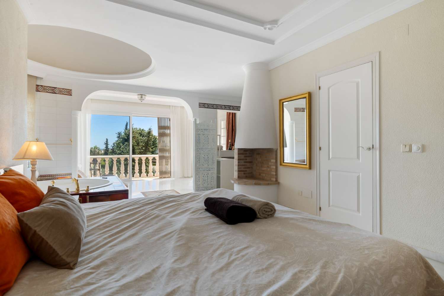 Villa independiente en NUEVA ANDALUCIA, MARBELLA