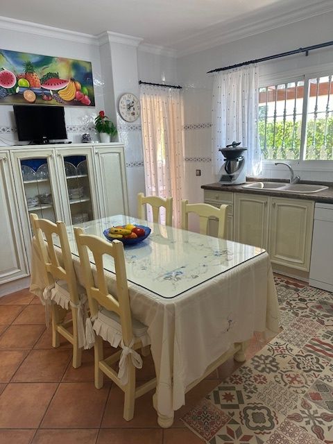 Villa individuelle à vendre à Guadalmar-Malaga