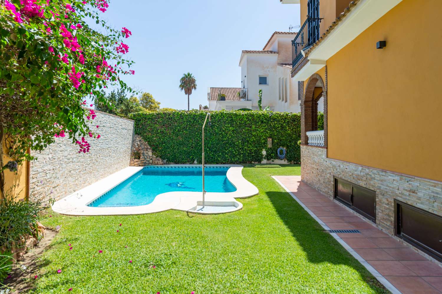 Villa individuelle à vendre à Guadalmar-Malaga