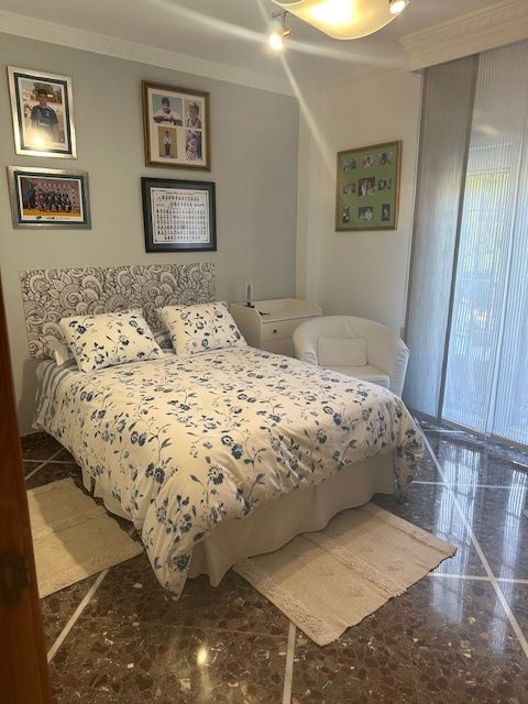 Villa independiente en venta en Guadalmar-Málaga