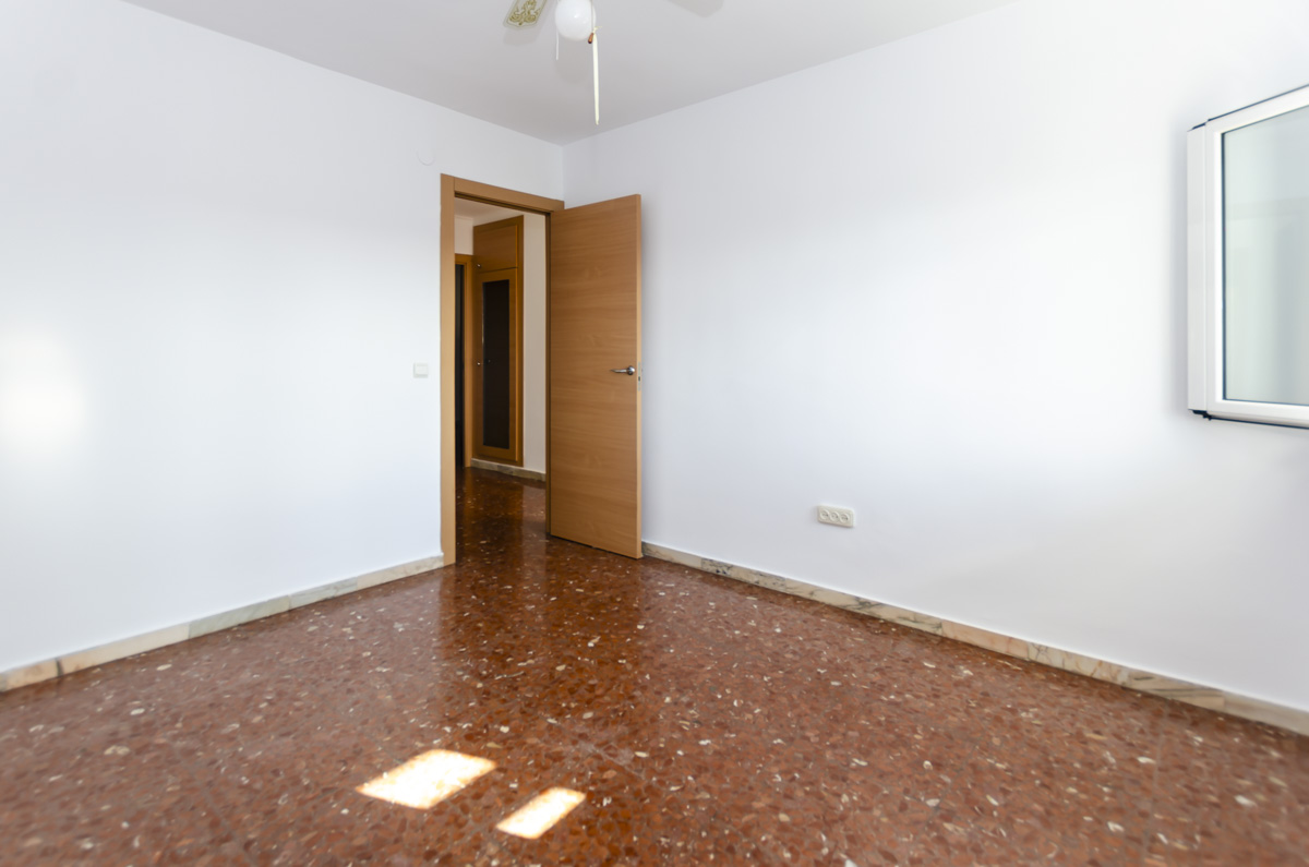 Ruim appartement met 4 slaapkamers te koop in Santa Cristina-Málaga