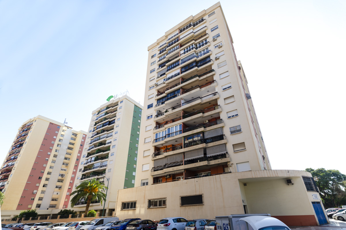 Amplio piso de 4 dormitorios en Venta en Santa Cristina-Málaga