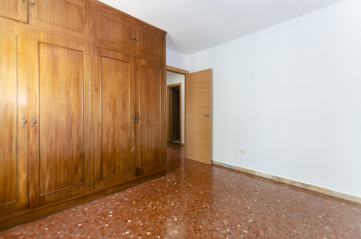 Ruim appartement met 4 slaapkamers te koop in Santa Cristina-Málaga