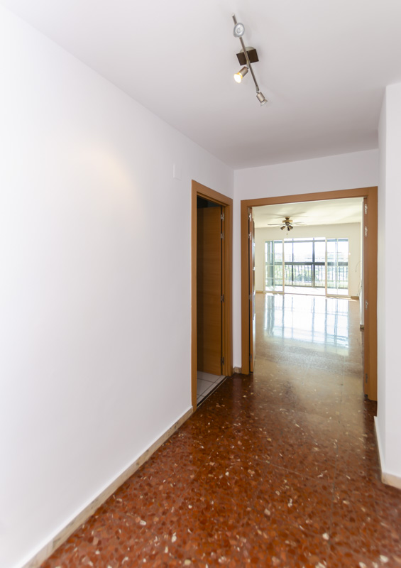 Ruim appartement met 4 slaapkamers te koop in Santa Cristina-Málaga